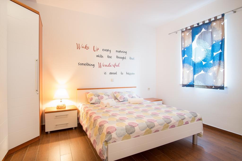 The Golden Island Apartments Krk Town Room photo
